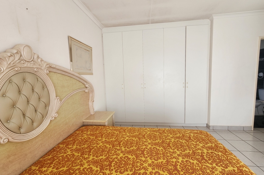 5 Bedroom Property for Sale in Wavecrest Eastern Cape